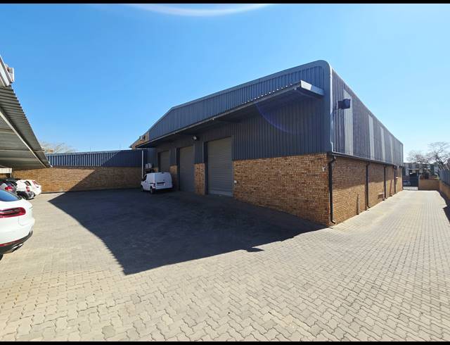 1,280M² WAREHOUSE FOR SALE IN HOOGLAND